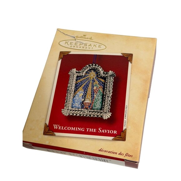 VTG Hallmark Keepsake Ornament Welcoming The Savior 2002 Handcrafted Metal 3" - Picture 3 of 6